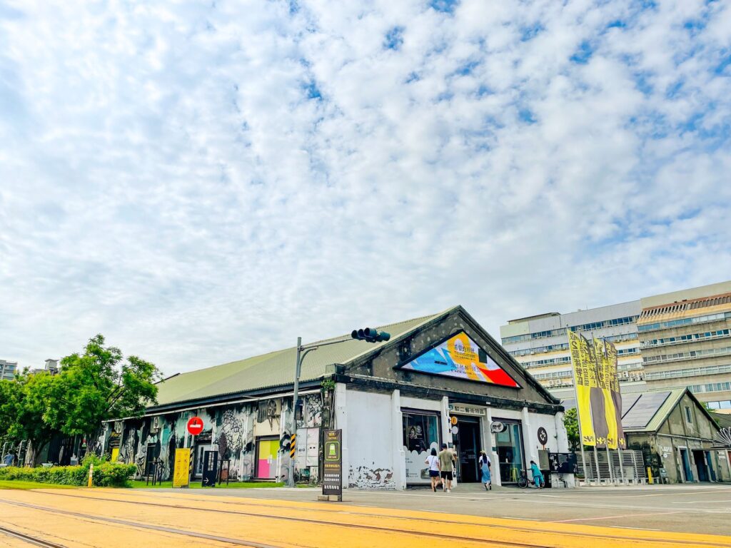 高雄捷運景點-駁二藝術特區