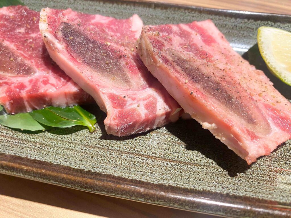 基隆 狸小路燒肉專賣店 帶骨牛小排