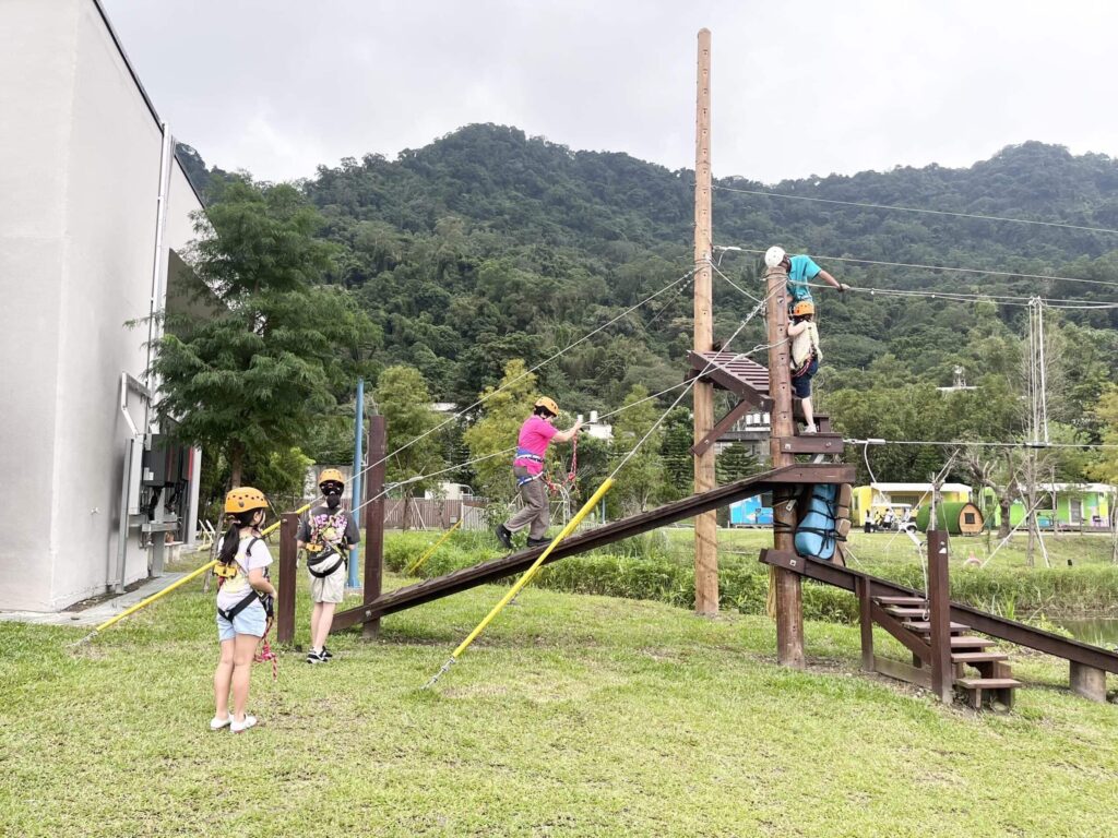 桃禧漫遊渡假露營園區 野外冒險高空滑索