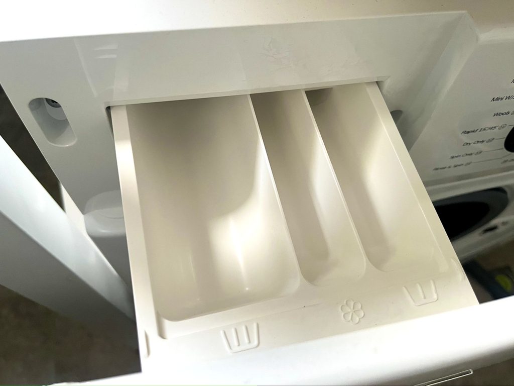 only小護士旗艦款10公斤急速滅菌蒸氣洗脫烘滾筒洗衣機